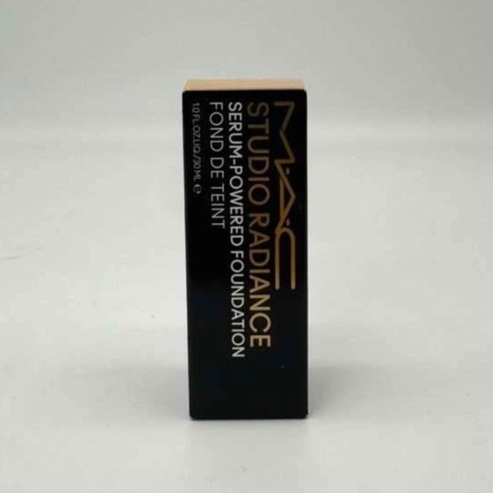 MAC Studio Radiance Serum-Powered Foundation – N32 – 30ml / 1oz –‎ NIB